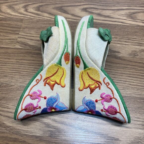 Bongo Vintage Y2K Embroidered Floral Platform 4” Wedge Sandals Size 9 Bow Front - Picture 2 of 13